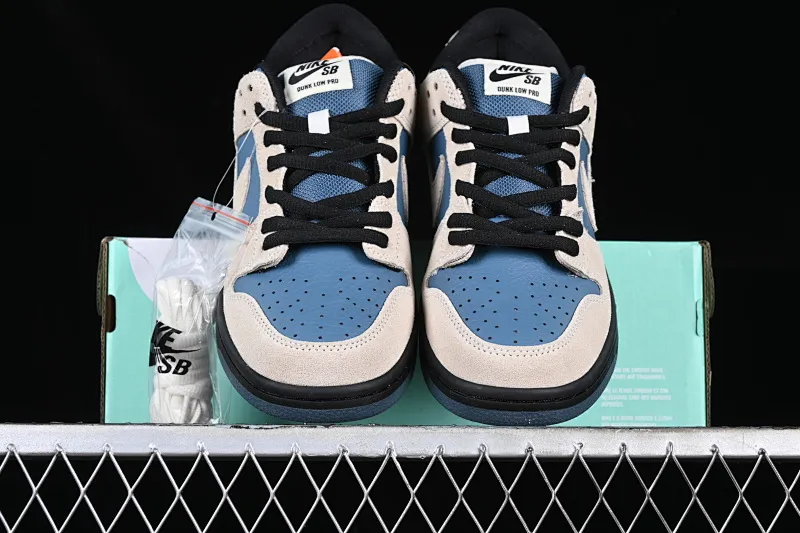 All categories Nk SB Dunk series Nk SB Dunk Low low-top sneakers Nk Dunk Low SB Pro Blue and white dunk series low-top casual sports skateboard shoes BQ6817-200
